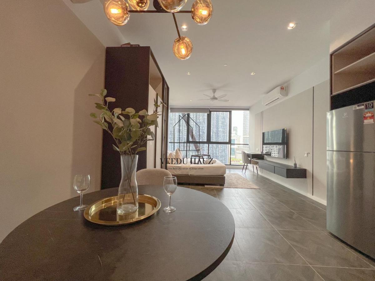 Scarletz Suites At Klcc By Veedu Hauz 쿠알라룸푸르 외부 사진